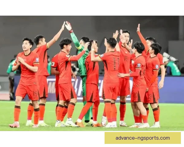 世界劲旅再度交锋，国足备战新赛季展现全新阵容策略