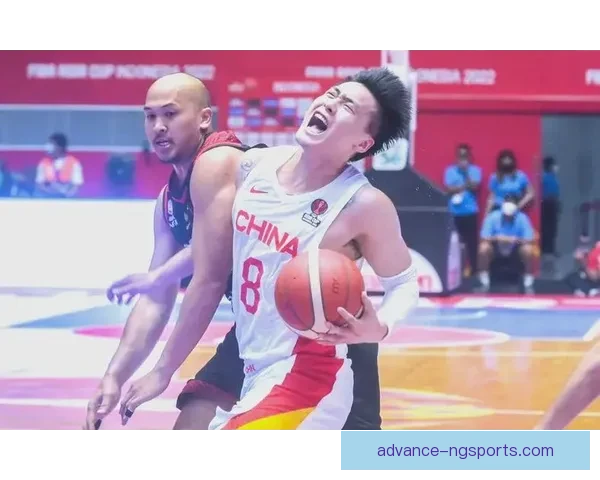 中国篮球队迎战国际强敌备战世界杯 聚焦新星崛起与战术革新