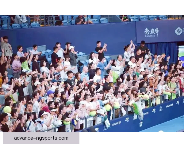 网球世界迎来激烈对决 新星崛起引发观众热烈讨论