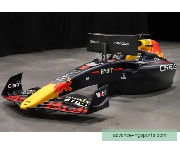 F1赛季激烈角逐 红牛车队连续称霸 构建全新冠军传奇