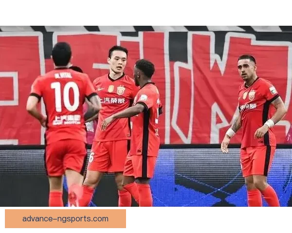 中国足球联赛迎来新赛季 强队新星对决引关注